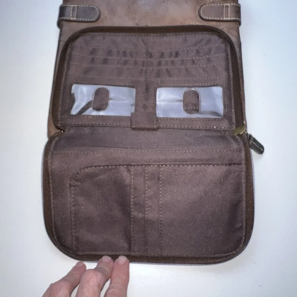 Vintage FOSSIL Brown Full Grain Soft Leather Crossbody Shoulder Bag